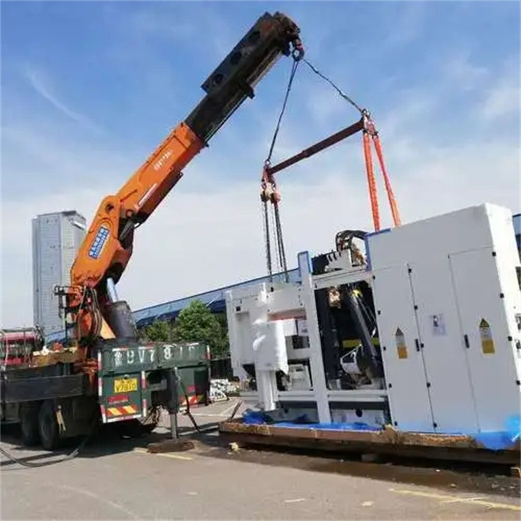 白马井镇附近小吊车联系方式|8-16吨|本地及时服务