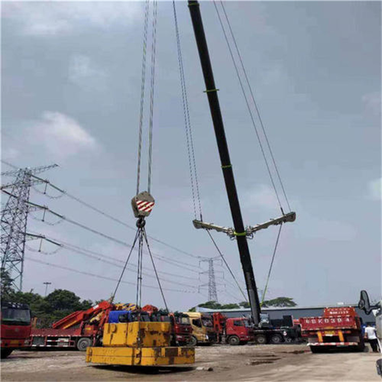 白马井镇风电设备吊装